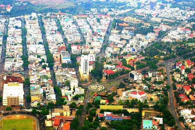 Buôn Mê Thuột: Sau khói lửa chiến tranh là màu xanh sự sống (12/3/2016)